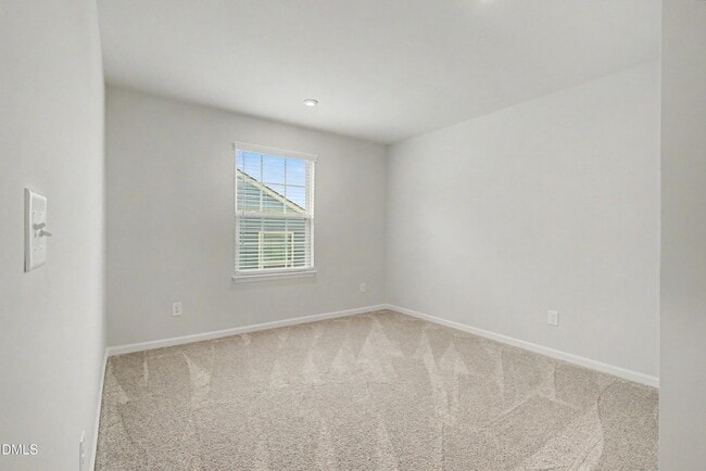 Building Photo - 1621 Crimson Leaf Ln