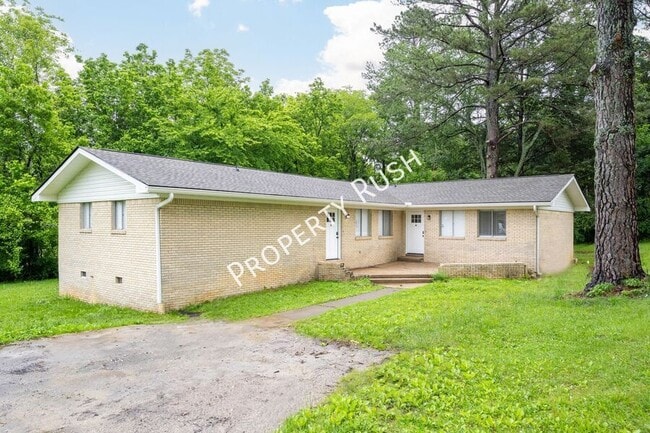 Primary Photo - 7736 Holiday Hills Cir
