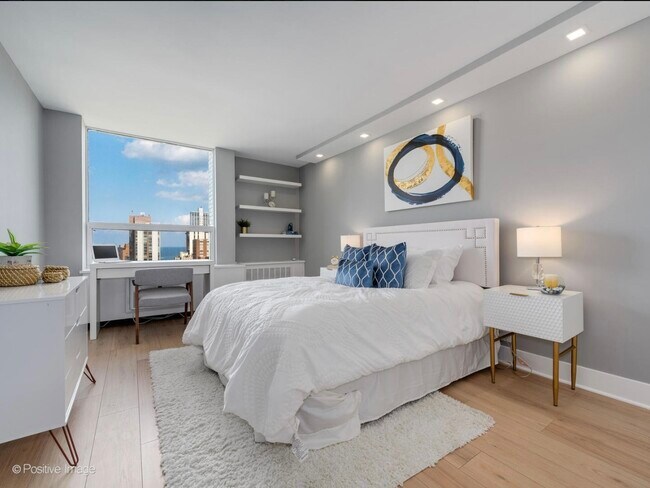 Building Photo - 1355 N Sandburg Terrace