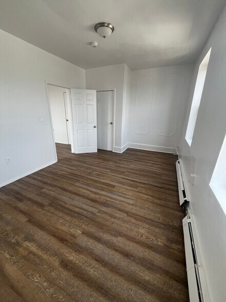Building Photo - 29 Elmwood Ter