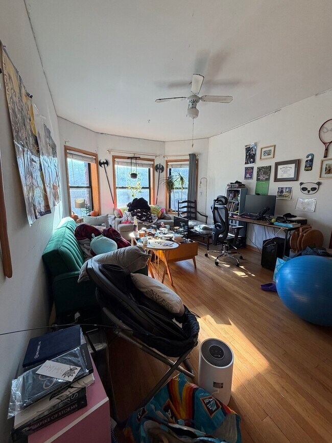 Building Photo - 626 W Patterson Ave