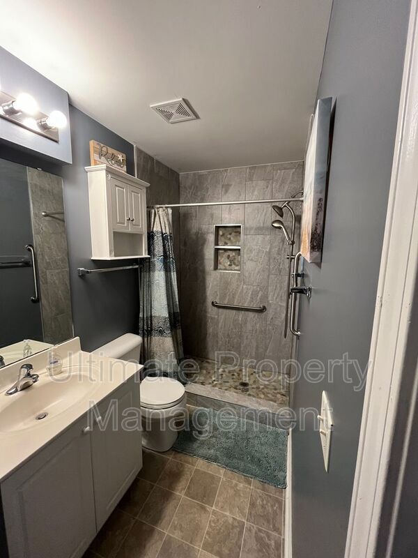 Building Photo - 4500 Crawdad Ct