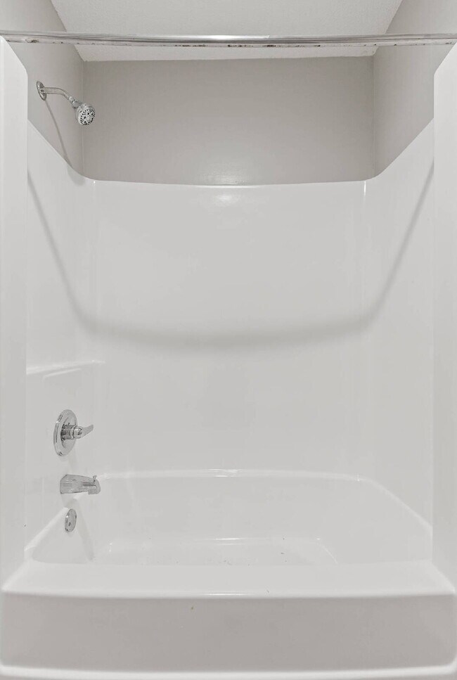 Building Photo - 105 P' Poole Ave #101: Red Bank 1Bed/1Bath Apartment w/ Laundry Units, Central AC, and Granite Co...