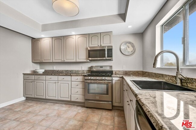 Building Photo - 8204 Calabar Ave