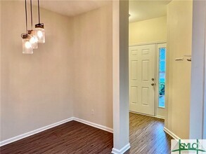 Building Photo - 30 Cantle Dr