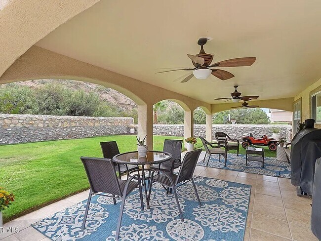 Building Photo - 6776 Copper Ridge Dr