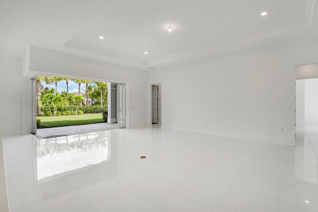 Building Photo - 10815 Stellar Cir