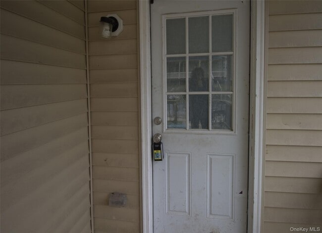 Building Photo - 9 Spring St