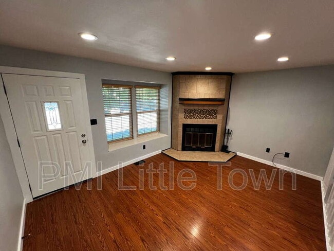 Building Photo - 9673 W Chatfield Ave