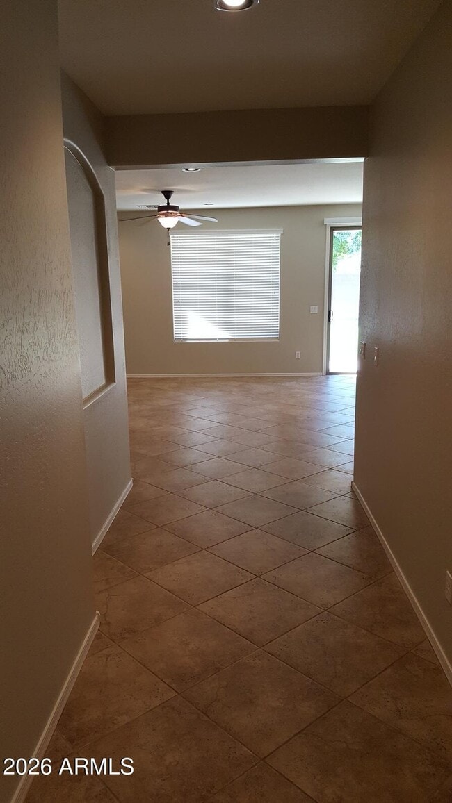 Building Photo - 15493 W Montecito Ave