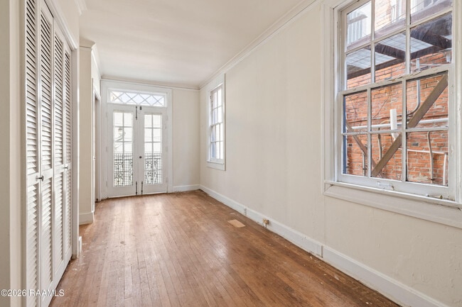 Building Photo - 109 French St