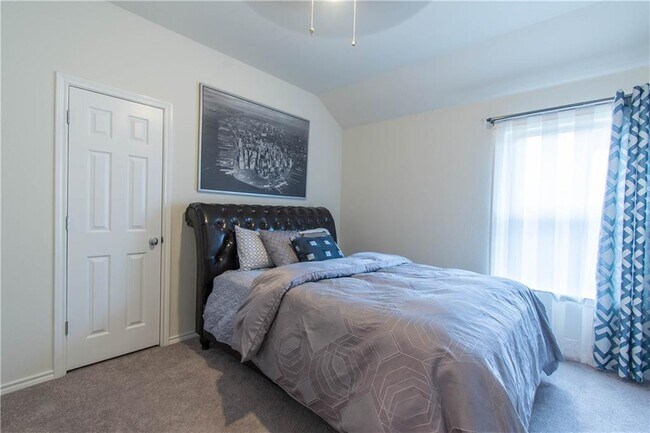 Building Photo - 3009 Armidale Dr