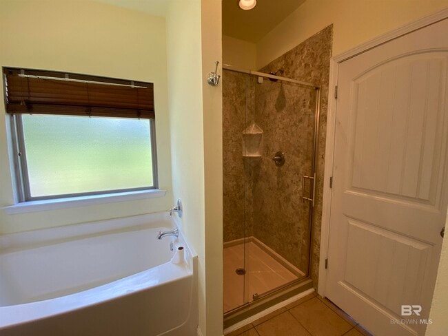 Building Photo - 10608 Dunmore Dr