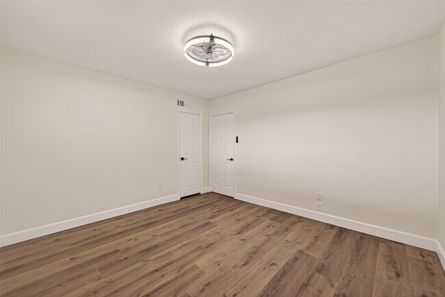 Building Photo - 7714 Renwick Dr