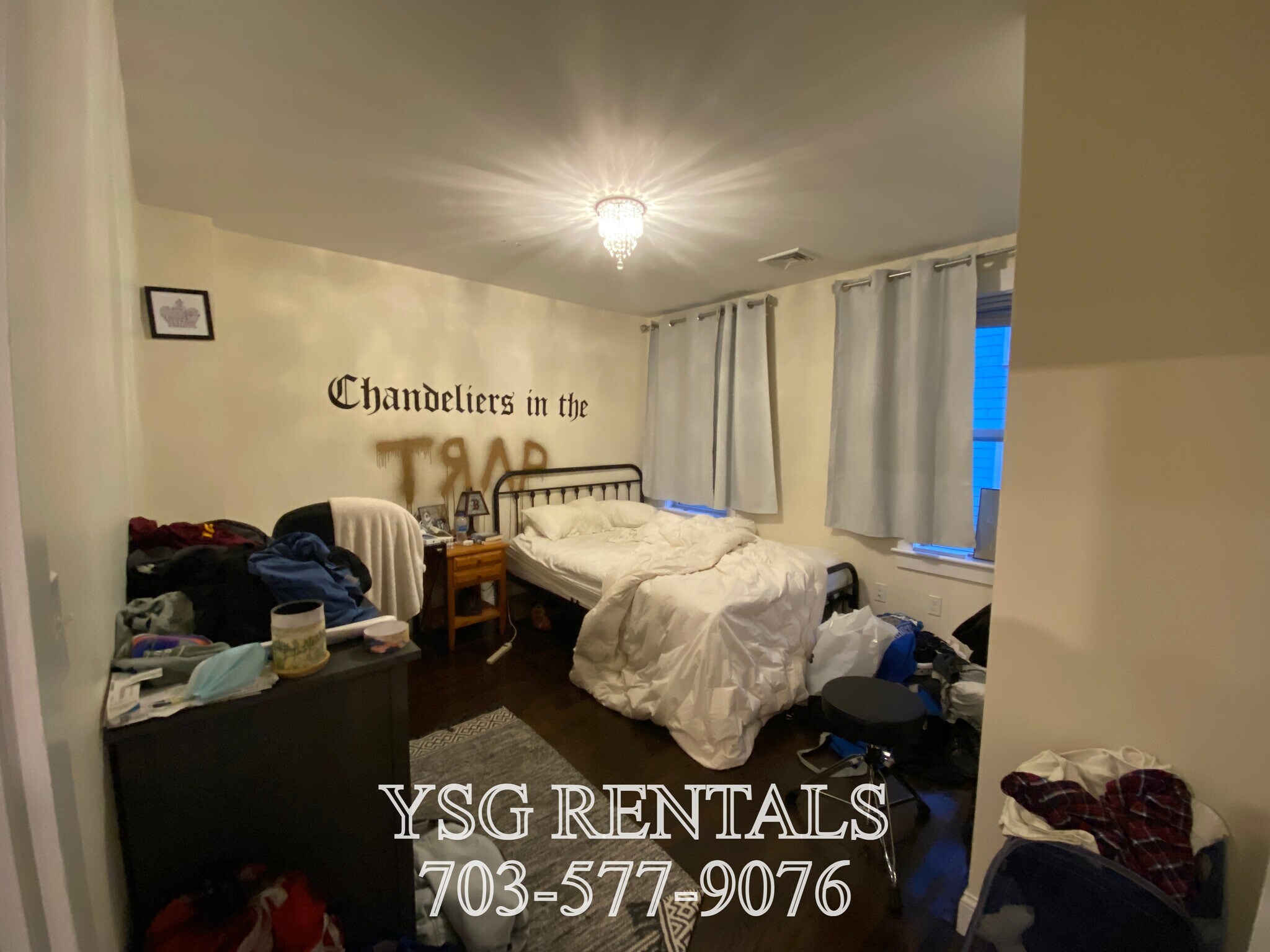 Building Photo - 27 Wait St