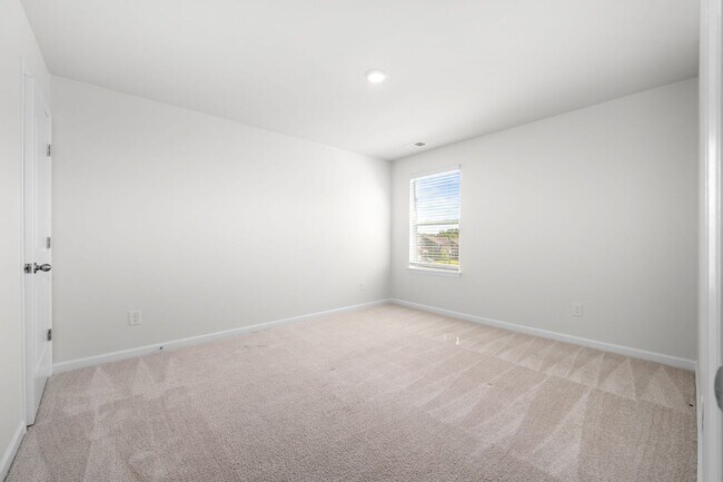 Building Photo - 1011 Alta Vis Ln
