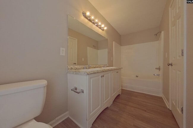 Building Photo - 1401 May Oak Cir