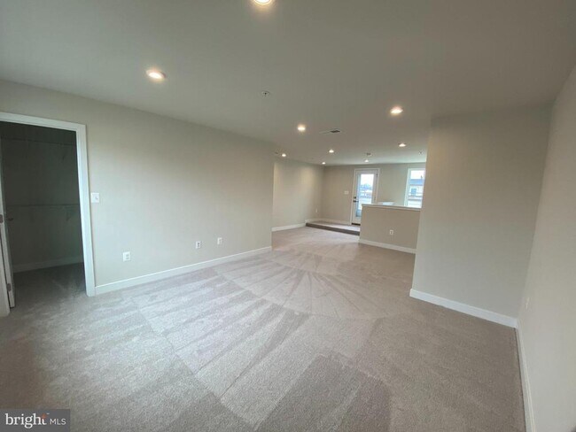 Building Photo - 2822 Toles Park Dr