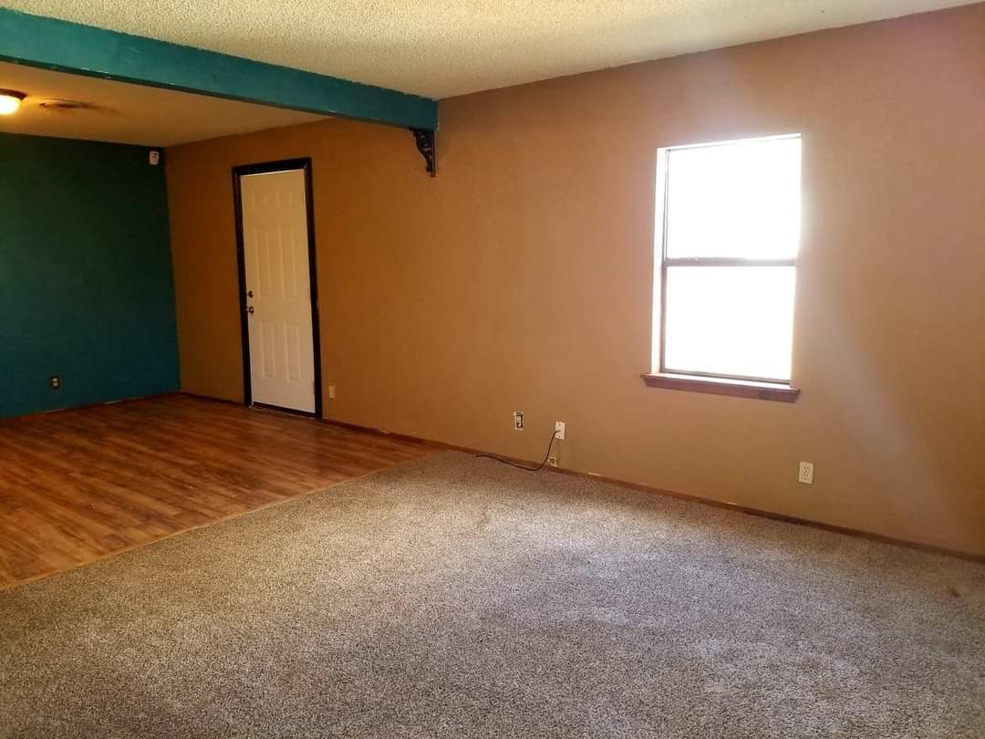 Building Photo - 1503 College Ave