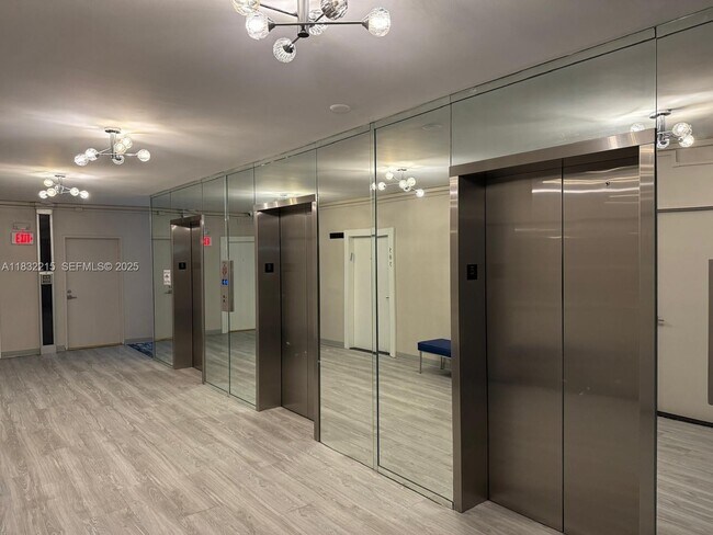 Building Photo - 4747 Collins Ave