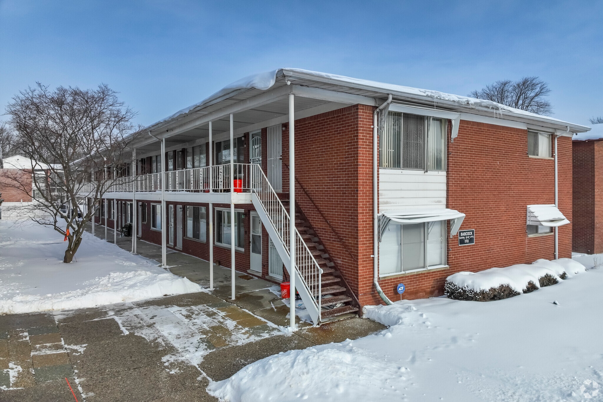 Building Photo - 17161 Denver St