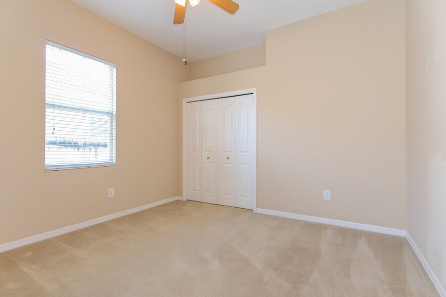 Building Photo - 6910 Cohasset Cir