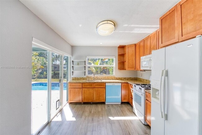 Building Photo - 6510 NW 21st St