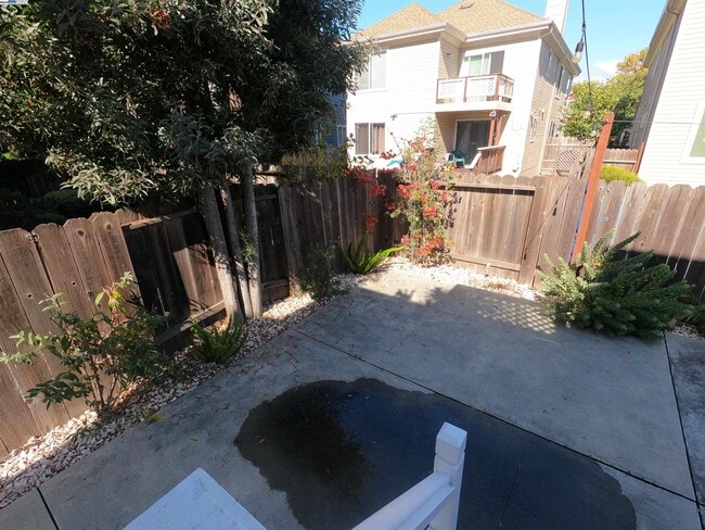 Building Photo - 808 14th St