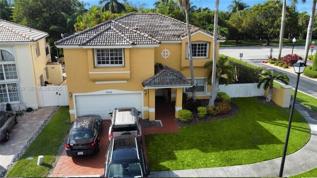 Building Photo - 10110 SW 166th Ct