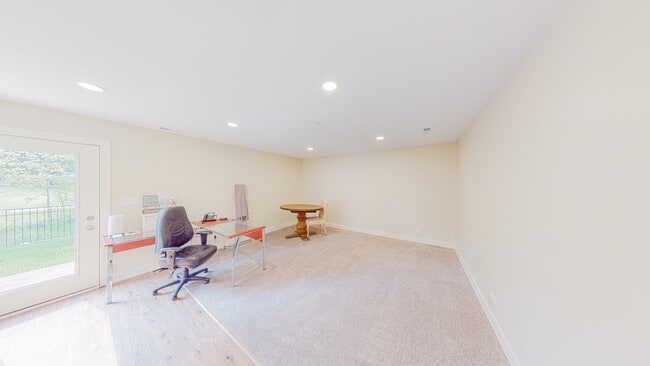 Building Photo - 516 Highlands Pkwy
