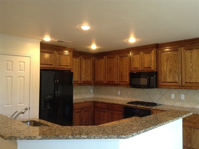 Building Photo - 1827 Leann Ln