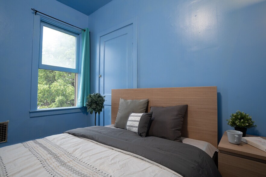 Building Photo - 3732 Orpwood St