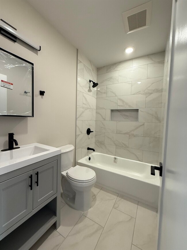 Building Photo - 183 Lexington Ave