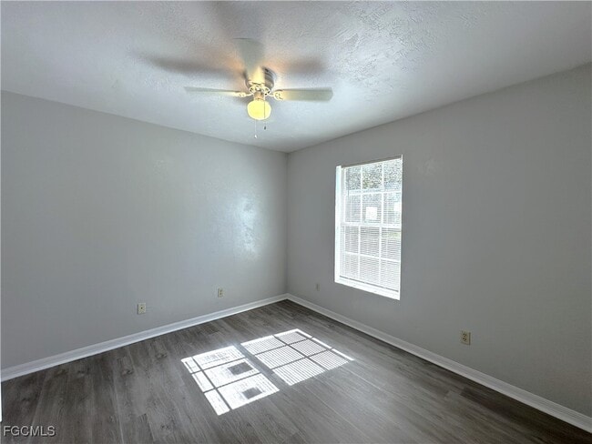 Building Photo - 3120 Economy St