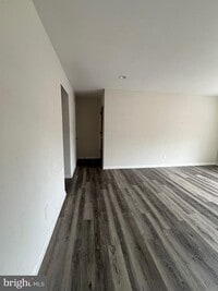 Building Photo - 2109 Fort Davis St SE
