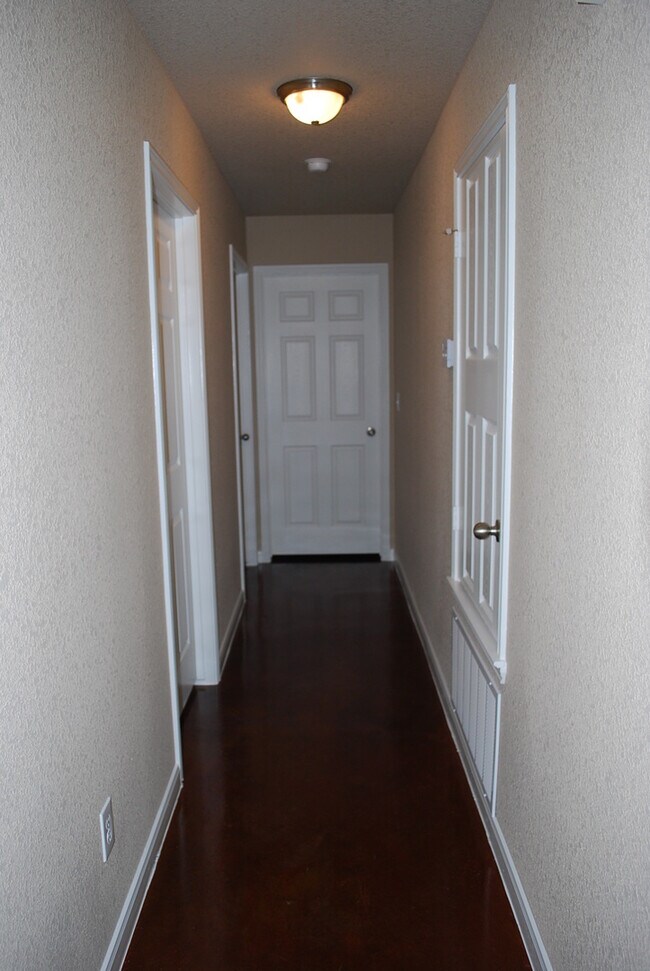 Building Photo - 1514 Dakota Trce