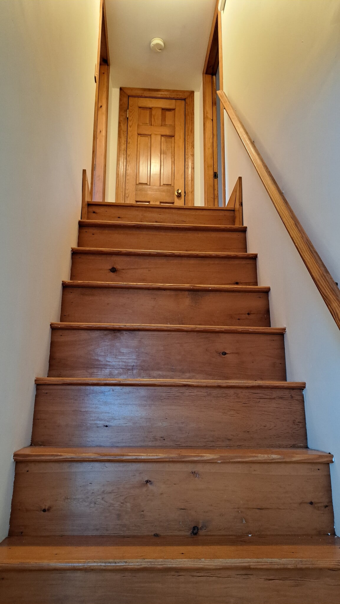 2 beds on top floor - 200 Park Ave