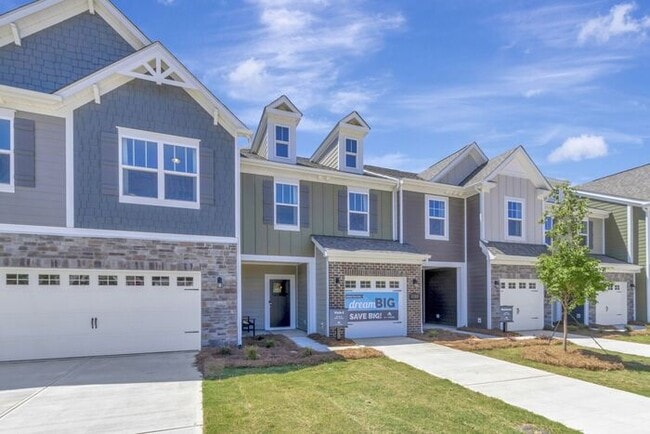 Building Photo - Lavanya Townhouse Arberdene