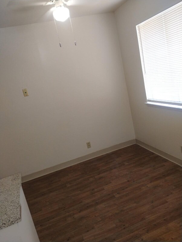 Building Photo - 370 Butcher Rd