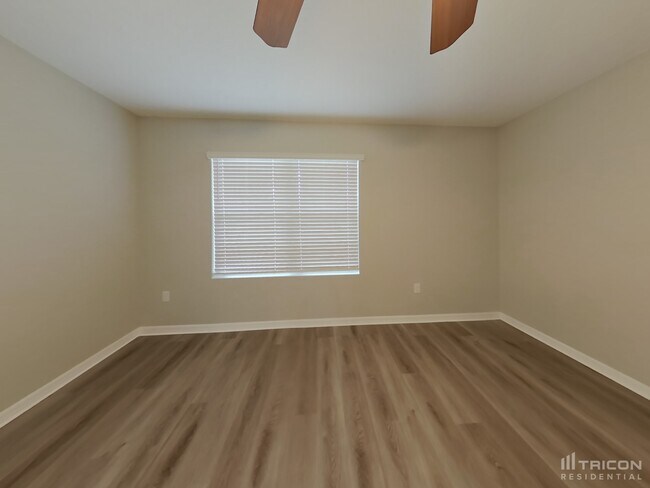Building Photo - 5994 Churchill Square Way