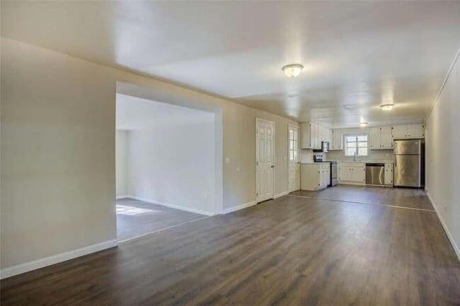 Building Photo - 201 Oglesby Bridge Rd SE