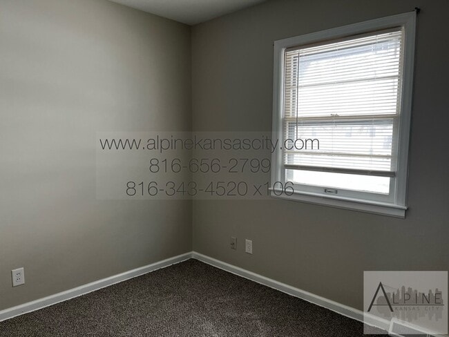 Building Photo - Independence Split Level, Finished Basement!