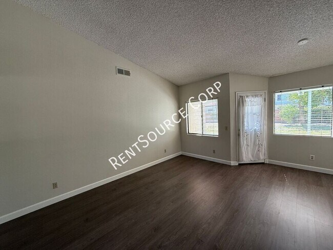 Building Photo - 44249 Halcom Ave