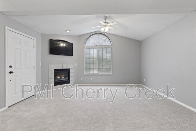 Primary Photo - 8757 E Dry Creek Rd