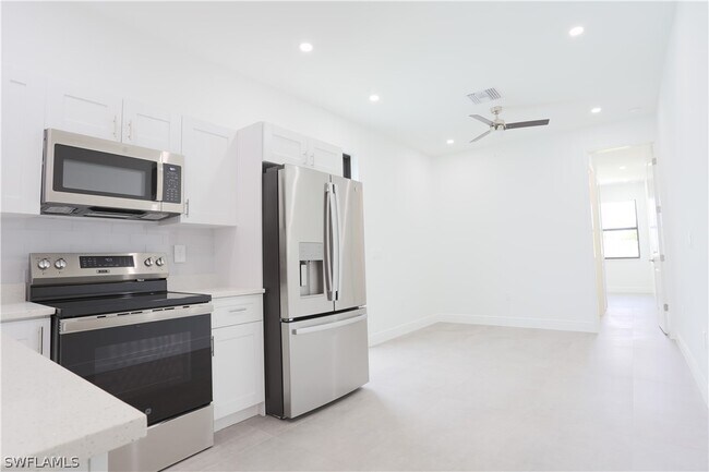 Building Photo - 10830 St Lucia Ct