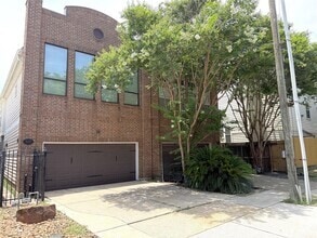 Building Photo - 5237 Center St