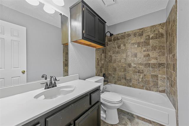 Building Photo - 213 Dodge Trail