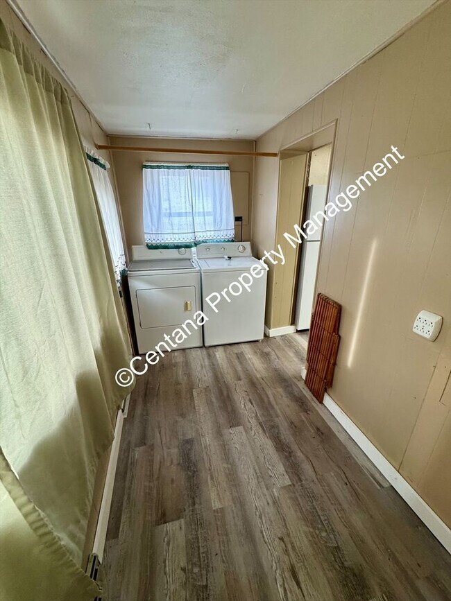 Building Photo - 2 Bedroom 1 bath in heart Butte