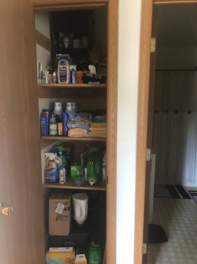 Building Photo - Parkside Village Apartment Homes in Mayville, WI