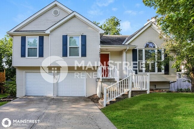 Primary Photo - 1405 NE Tawny Drive, LEE'S SUMMIT, MO 64086
